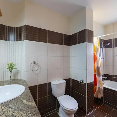 Protaras Sunnyfield Villas باراليمني