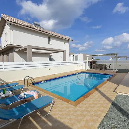Protaras Sunnyfield Villas * باراليمني